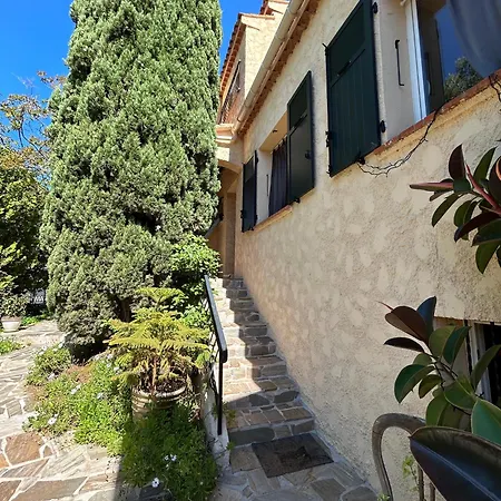 Maison Les Louves Séjour chez l'habitant Saint-Raphaël