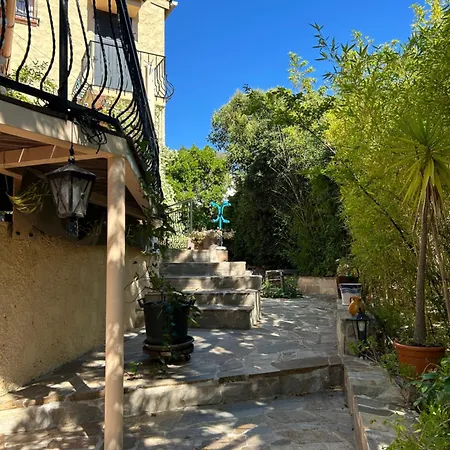 Maison Les Louves * Saint-Raphaël